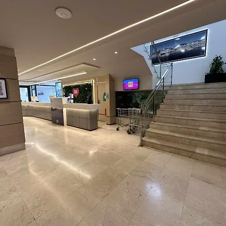 Apartman Estudio Pyr Privado Frente Al Puerto De *