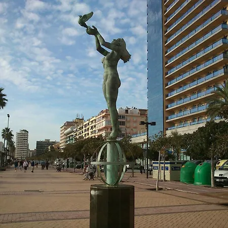 Apartment Estudio Pyr Privado Frente Al Puerto De *