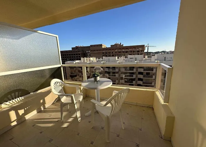 Estudio Pyr Privado Frente Al Puerto De * フエンヒロラ