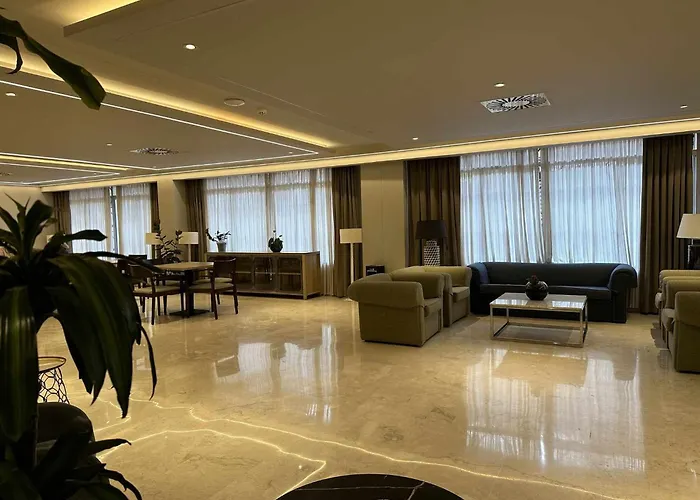 Estudio Pyr Privado Frente Al Puerto De Fuengirola