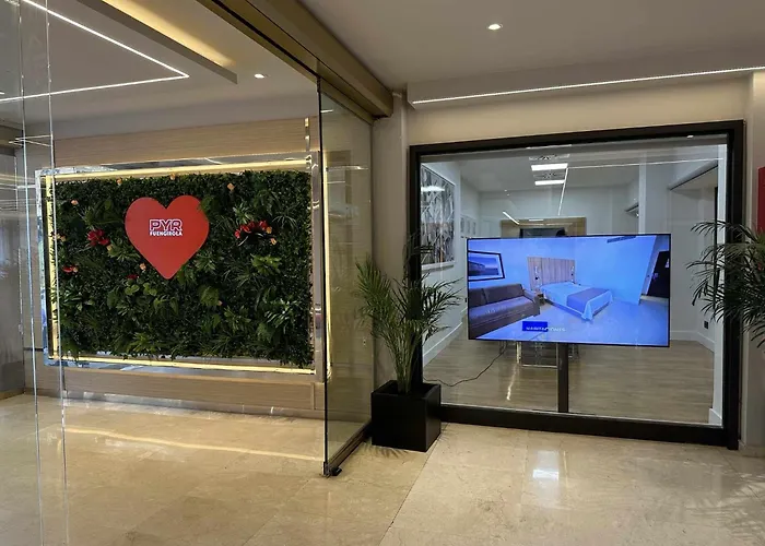 Estudio Pyr Privado Frente Al Puerto De Fuengirola