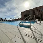 Estudio Pyr Privado Frente Al Puerto De *