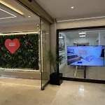 Estudio Pyr Privado Frente Al Puerto De Fuengirola
