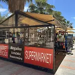 Estudio Pyr Privado Frente Al Puerto De *