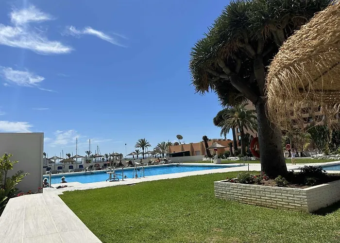 Daire Estudio Pyr Privado Frente Al Puerto De Fuengirola