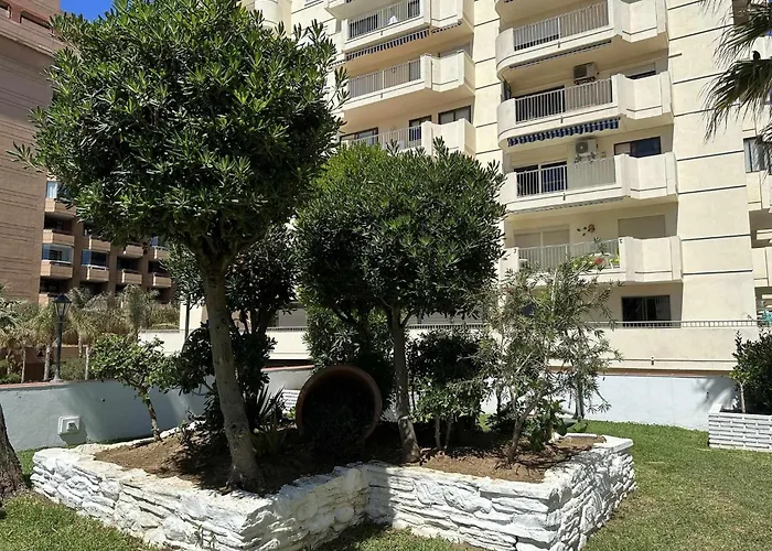 Estudio Pyr Privado Frente Al Puerto De Fuengirola