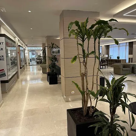 Estudio Pyr Privado Frente Al Puerto De 아파트