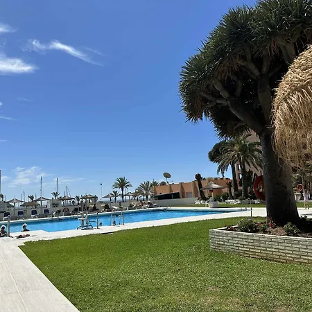 Apartamento Estudio Pyr Privado Frente Al Puerto De Fuengirola